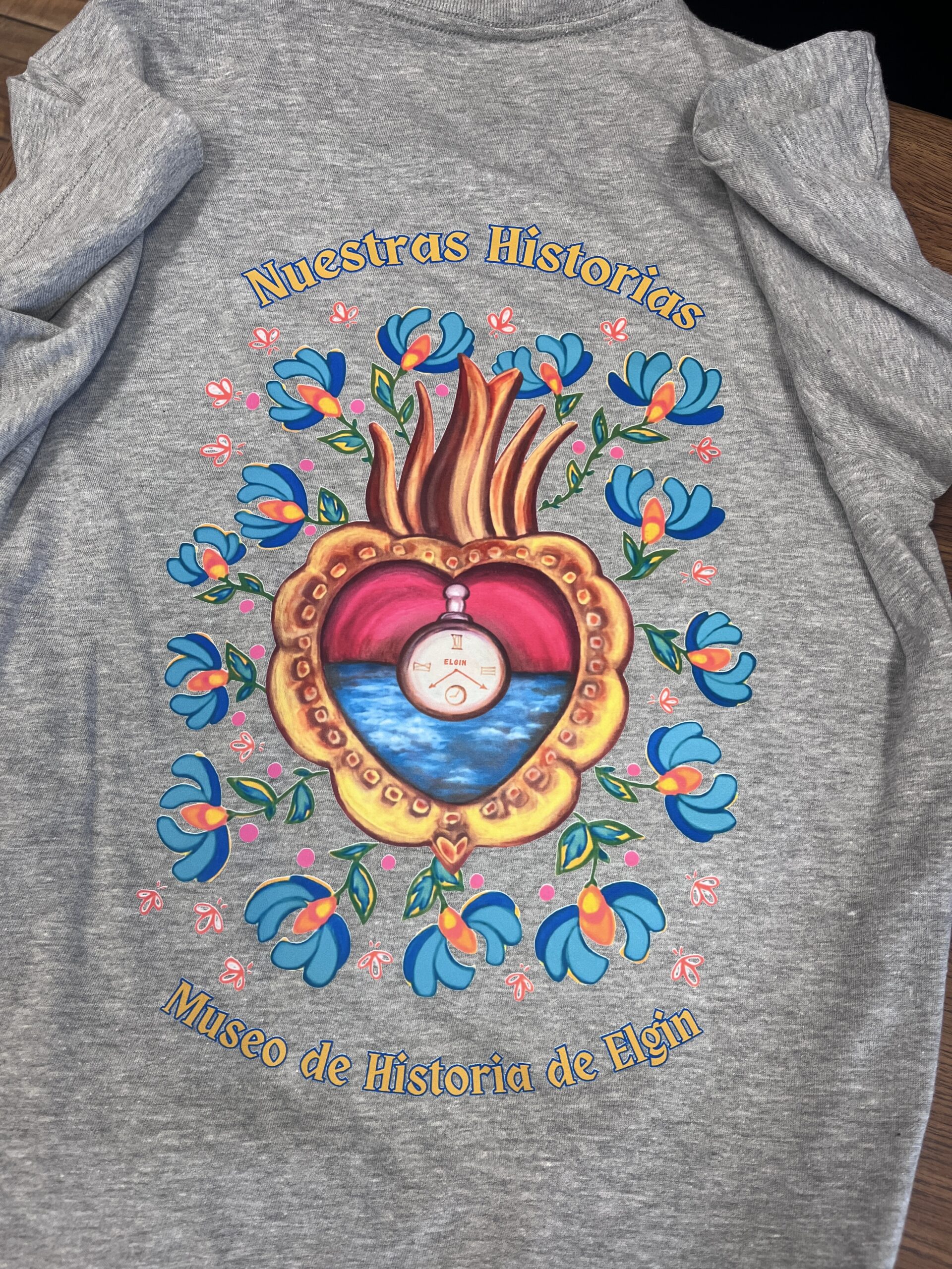 Nuestras Historias Light Gray Tshirt